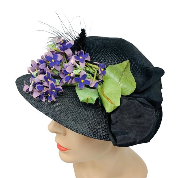 Vintage 1940s Purple Flower Hat Black Straw Cloche Macy\'s New York main image 10